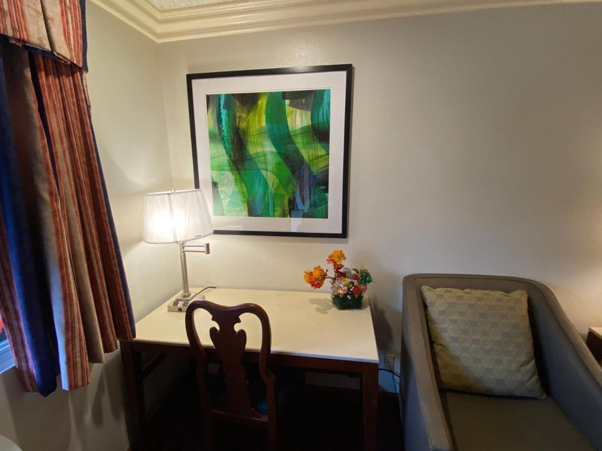 Best Inn ローズミード エクステリア 写真